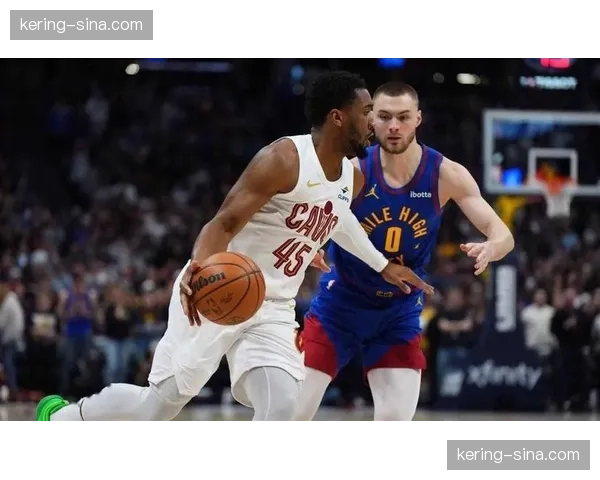 骑士凭借米切尔罚球绝杀逆转掘金 豪取四连胜冲击东部前三